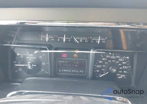 2011 Lincoln Navigator L из США, поврежденный, VIN 5LMJJ3J53BEJ07331